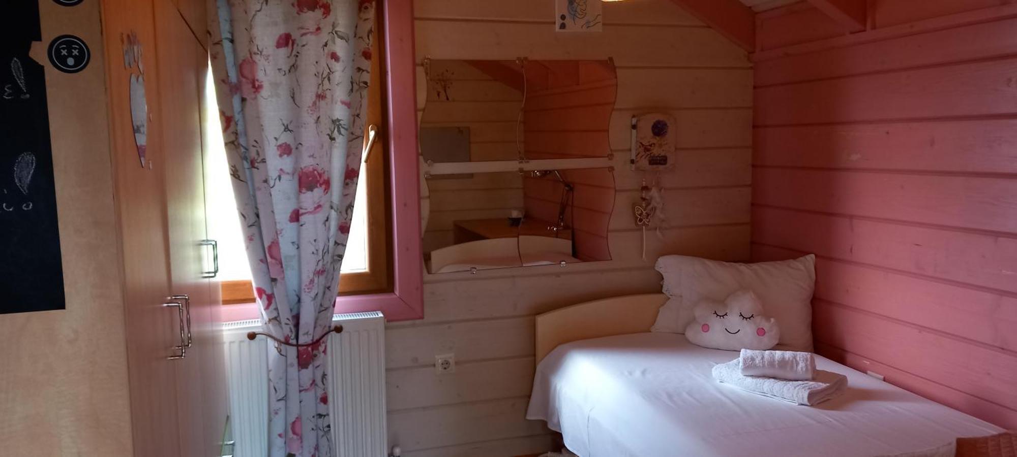 Ferienhaus Wooden House *